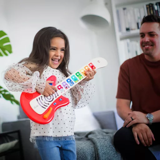 Baby Einstein Fa zenélő játék gitár Together in Tune Guitar™ Connected Magic Touch™ HAPE - 