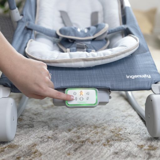 Ingenuity Rezgő masszázs pihenőszék dallamokkal, Happy Belly™, Rock-to-Bounce, Chambray, 0 hó