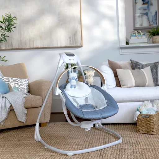 INGENUITY Hintázó zenélő 0m+, 9 kg-ig - Chambray 