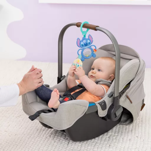 Bright Starts Játék C gyűrűn szenzoros Stitch Tummy Tumble™ 0m+