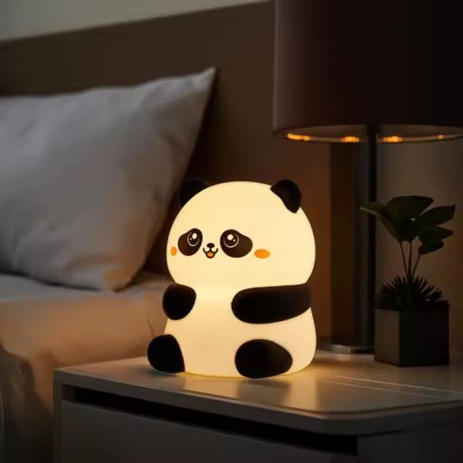 Mini Panda LED Éjjeli Lámpa – Aranyos és funkcionális fényforrás gyermekeknek