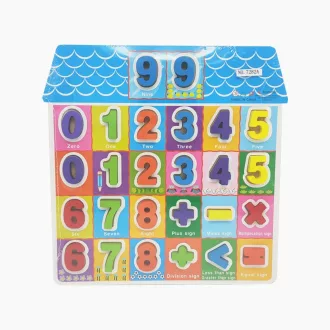   Fa ki-berakó, számok, mûveleti jelek, formák, ház forma, 29x29 cm pvc